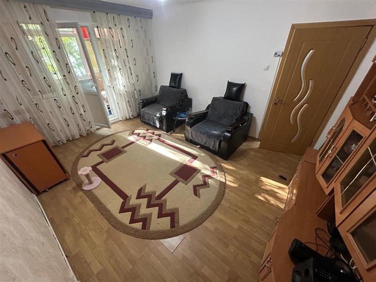 Etaj 2, fara risc, 3 camere zona Mircea cel Batran - 9