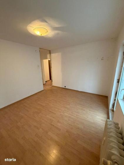 Apartament cu 2 camere decomandat, Soseaua Salaj - 6