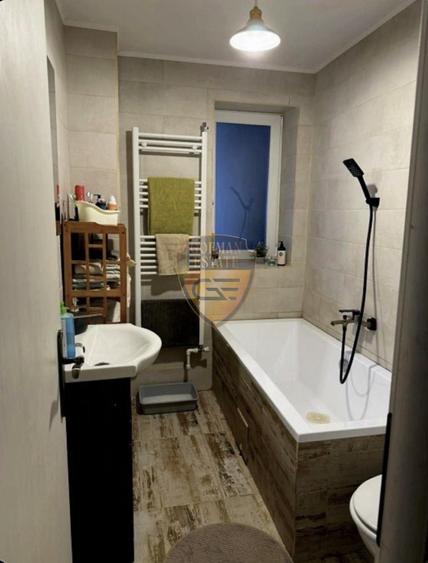 4 camere, Ultracentral, Cuza Voda, 95 mp, 2 balcoane, terasa, etaj 1, semidecoma - 7