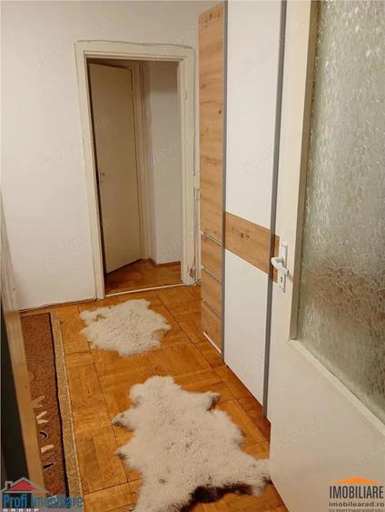 Inchiriez apartament 2 camere, Calea Romanilor - 1