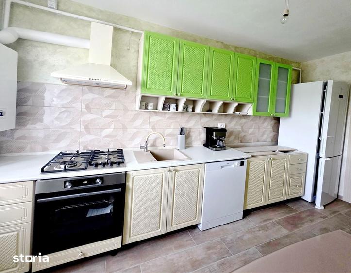 Apartament cu 3 camere în Cug
