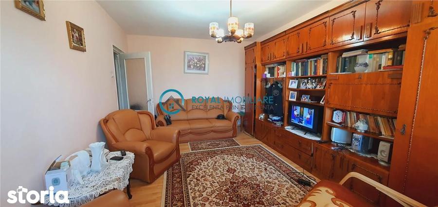 Apartament cu 2 camere decomandat în Cantacuzino