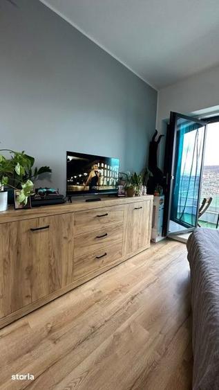 Vand apartament cu 1 dormitor si mini living cu bucatarie in Complex W - 8