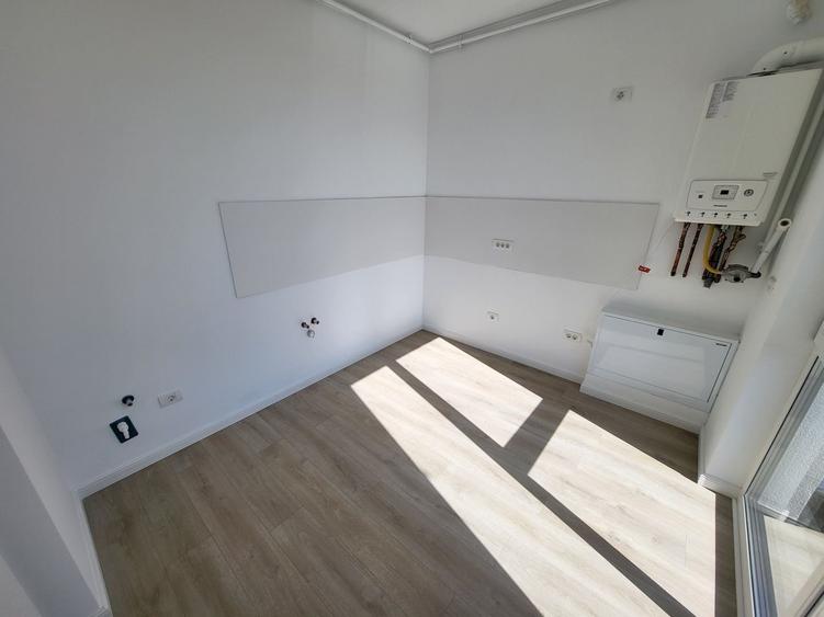 Langa Calea Timisoarei. Bucatarie inchisa. Etaj 1 - 9