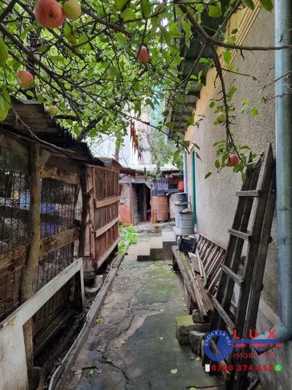 ID 6736 Teren cu casa - DE VANZARE - 9