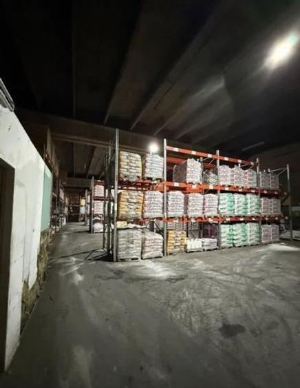  Spațiu Depozitare Marfa | Bulevardul Timișoara | Militari  30 - 380 mp. Acces TIR - 8