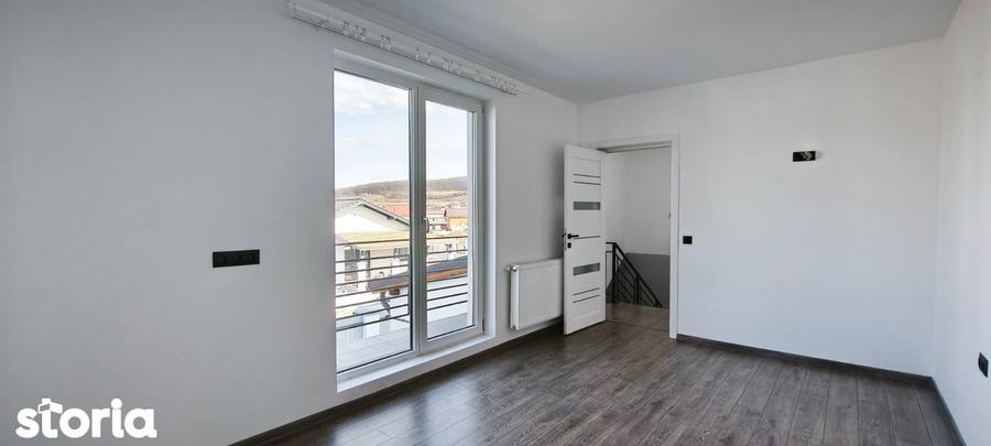Casa Livezeni, la cheie, 109 mp utili, 200 mp teren - 2