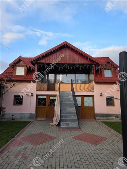 Apartament cu 3 camere decomandate la casa cu curte zona Trei Stejari - 1