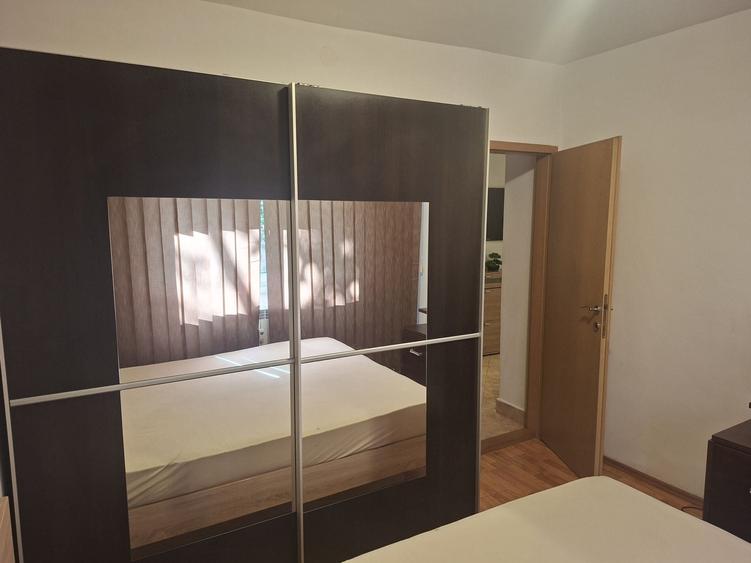 Apartament cu 2 camere decomandat în Decebal