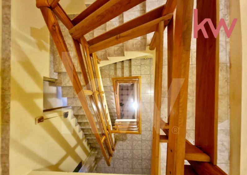 Casa 3 etaje, zona Centrala - 14