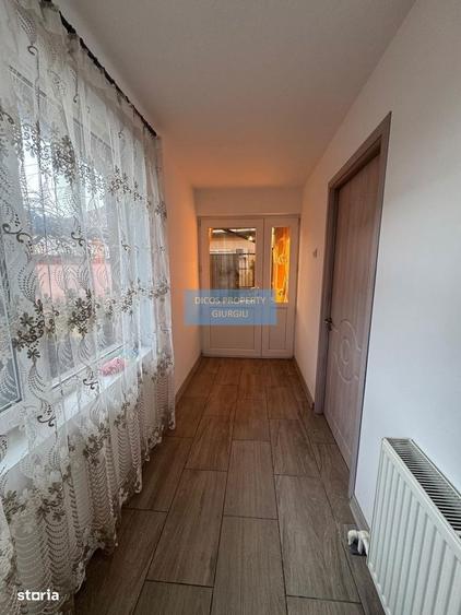 Casa de vanzare Strada Crinului - 16