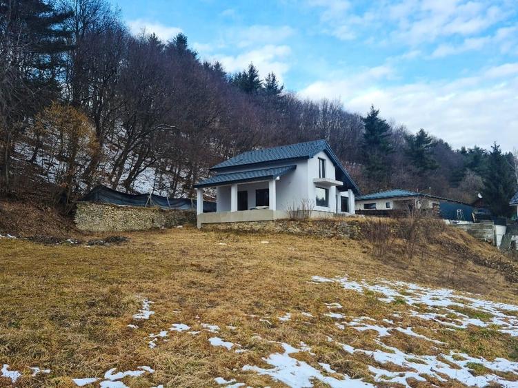 Proprietar vând Casă Feleacu, 161mp Valea Căpriorii,poziție premium. Teren 800mp - 3