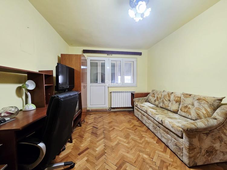 Apartament 2 camere, etaj 3, centrala - Vlaicu Apartament 2 camere, etaj 3, centrala - Vlaicu
