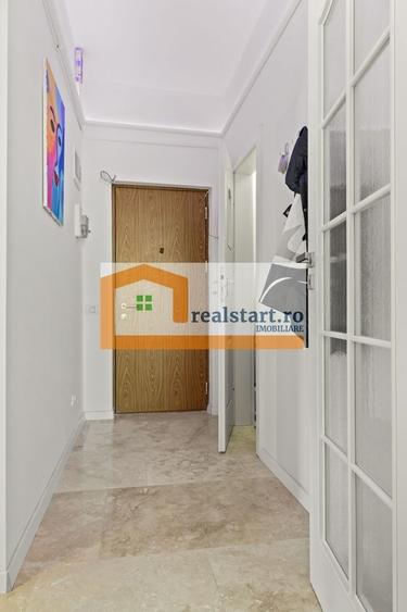 Piata Romana, Vedere spectaculoasa, Renovat total, inclusiv instalatii - 5