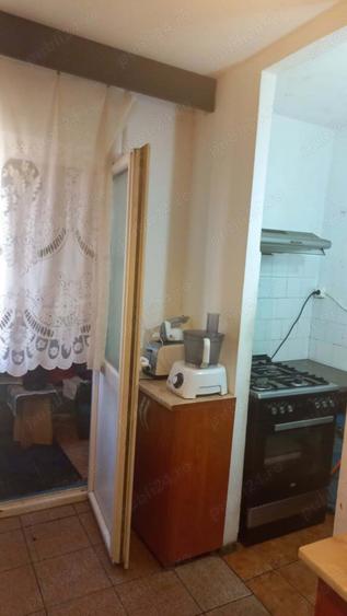 Vand Apartament 4 camere - decomandat, Cartier Crihala, Zona Pipa - 10