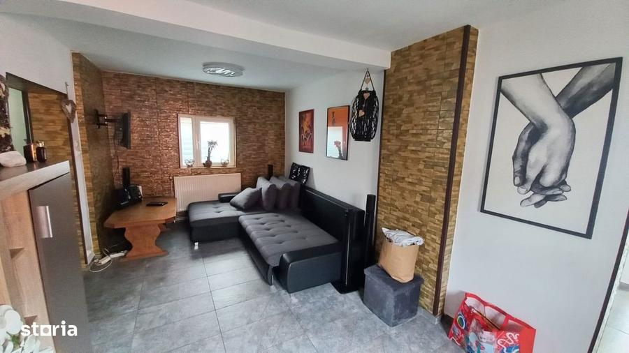 De vanzare casa cu toate utilitatile , 500 teren, Fagaras Narcisa - 2