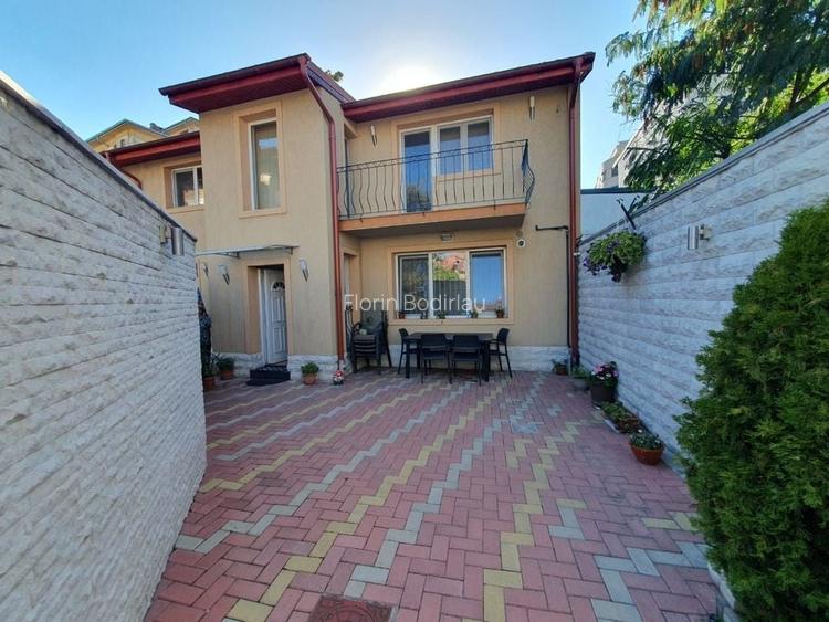 Casa de inchiriat Zona Mosilor  Iancu Capitanu.