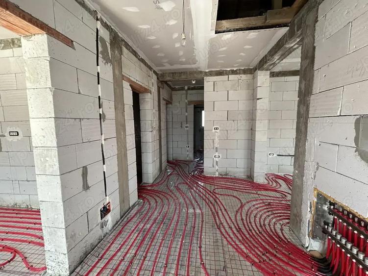 Vand vila noua la nivel,Fantanele,jud.Arad,st.300 mp,la gri - 2