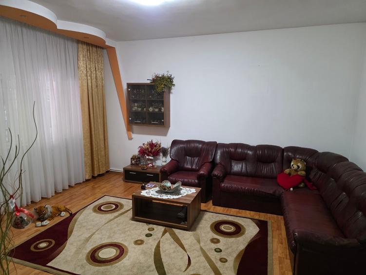 Nicolae Grigorescu, 10 minute metrou si parc IOR, pe strada Malva, - 5