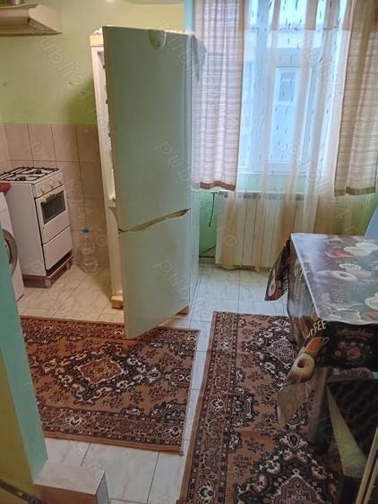 Inchiriez garsoniera - 2