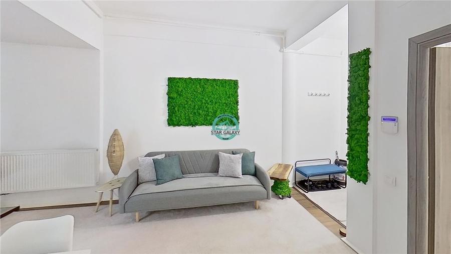 Vand apartament cu 4 camere in Vila, 2 bai, teren privat 114mp, str Papiul Ilari - 14