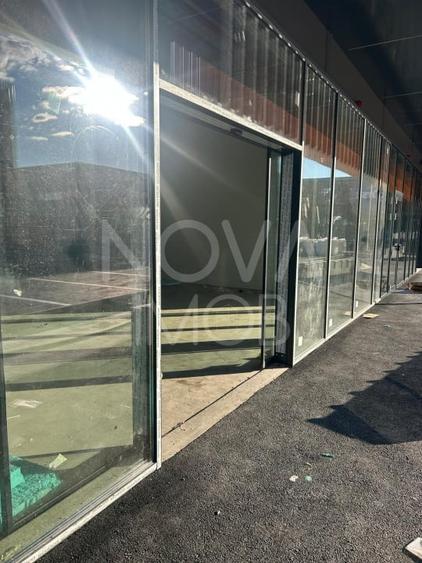 Spatiu comercial de inchiriat - Central, Cisnadie - de la 100 mp - 2