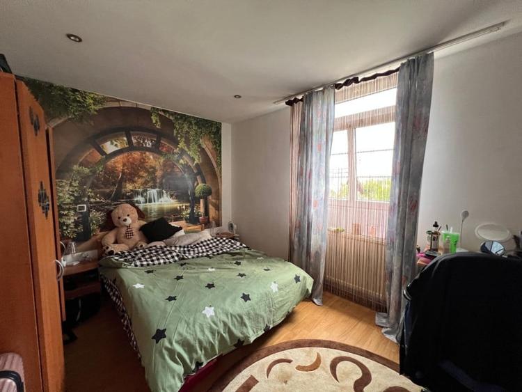 Casa cu 3 camere plus 2 anexe, 120 MP + Teren 200 MP, Gruia - 2