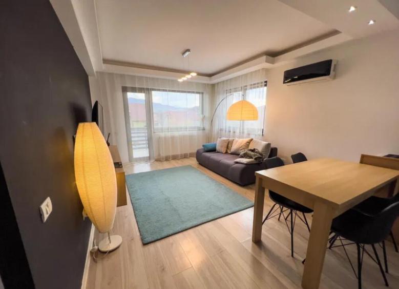 Apartament 2 camere, decomandat - zona Tractorul - 5