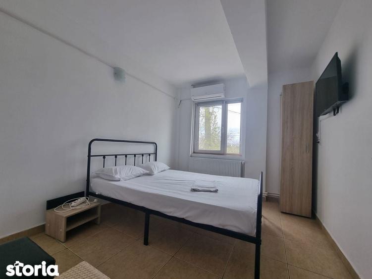 Pensiune de vanzare in Mamaia Sat, pe partea cu Hanul cu Pe?te - 10