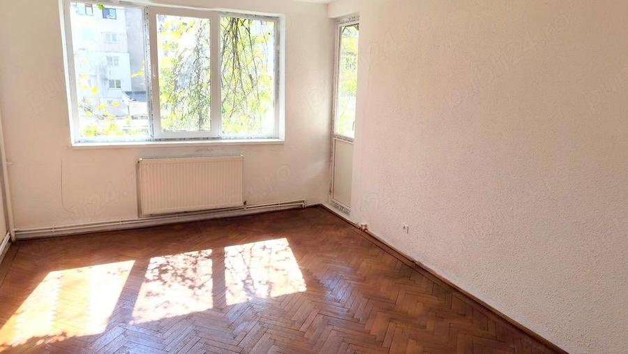 Vand apartament 3 camere str.Carpati, decomandat - 4
