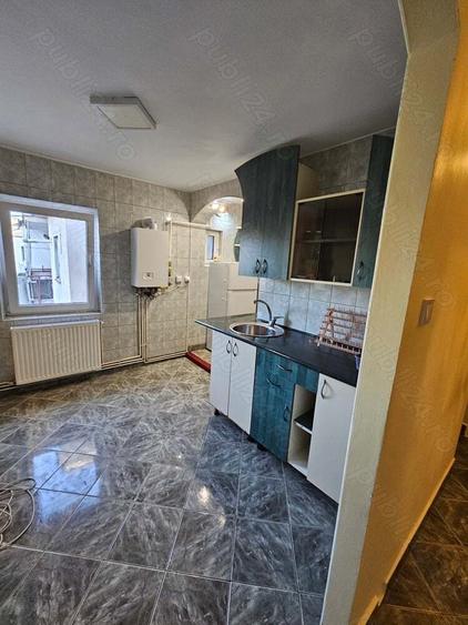 De vanzare apartament 2 camere decomandat situat in Cartierul Scriitorilor Bra?ov - 8