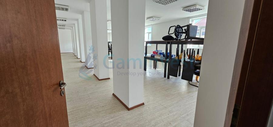 Cladire mixta - birouri si spatii depozitare - atelier, in zona Clujului, Oradea - 1