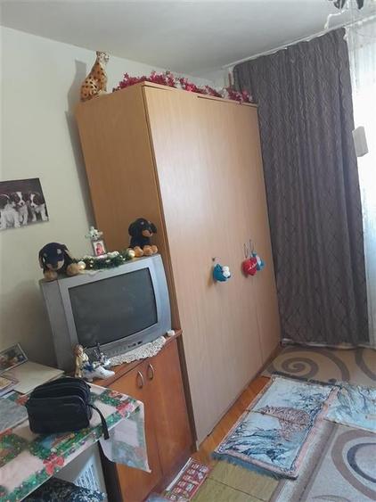 Garsoniera Etaj 2 zona Buziasului - 8