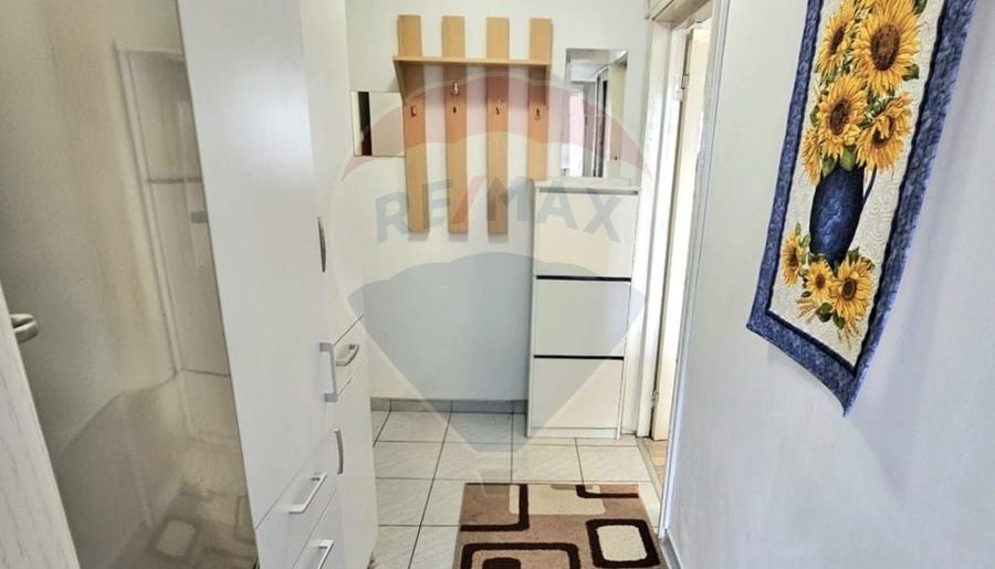 Apartament cu 2 camere de vânzare, strada Milcov - 3