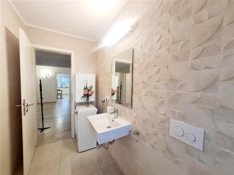 Confort si stil, Kasper, facilitati complete, boxa, parcare, aria Coresi,Tractor - 13