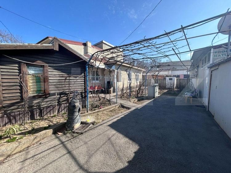 4 spatii comerciale, divizate curte comuna, Bazda lui Novac - 2