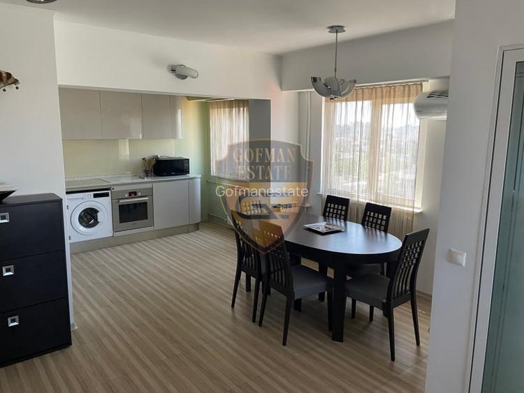Inchiriez apartament 3 camere zona Tomis Mall
