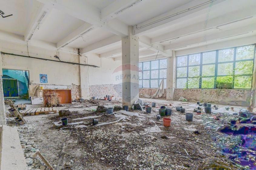 Spatiu industrial de 2060mp cu teren de 3358mp de vanzare Str Turnului - 46