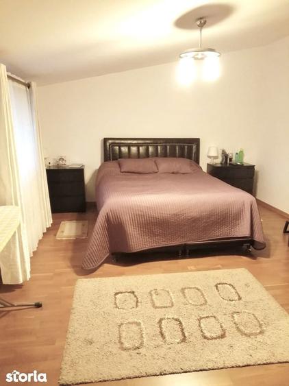 Apartament penthouse - 3 cam,2 bai, terasa mare , 2 locuri de parcare - 18