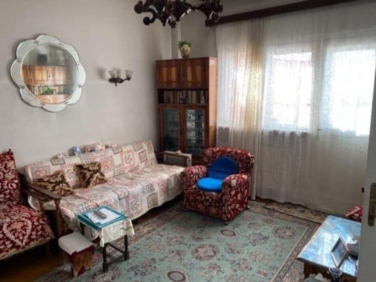 Apartament 3 camere - semidecomandat-zona Bulevardul Grivita - 1