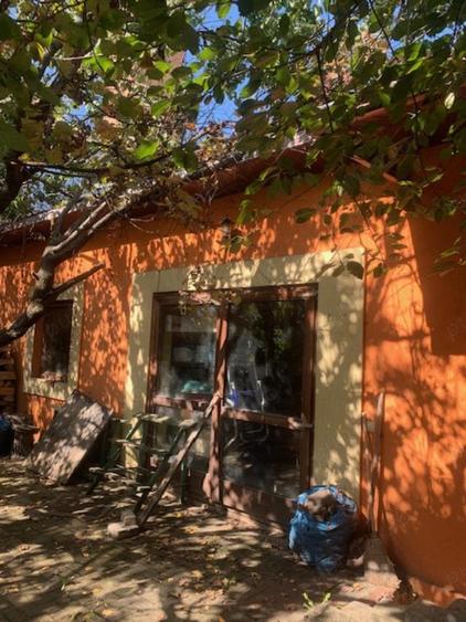 Vand casa , situata central , str.T.Grozavescu nr.25 - 5