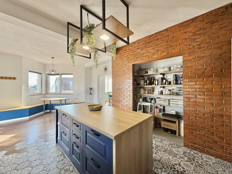 Cas&Ccedil; de Lux - 1084 mp teren - 275 mp utili + Pod + Saun&Ccedil; + Studio Yoga - 9