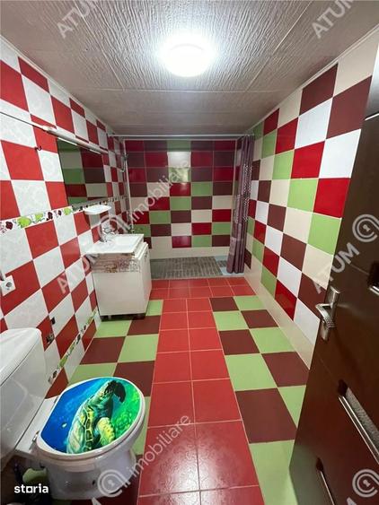 Casa 6 camere decomandate curte 130 mp in Selimbar - 4