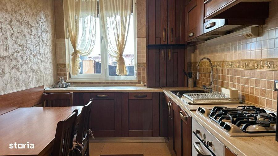 Vila de vanzare 5 camere l Cartier 23 August l Titan - 10