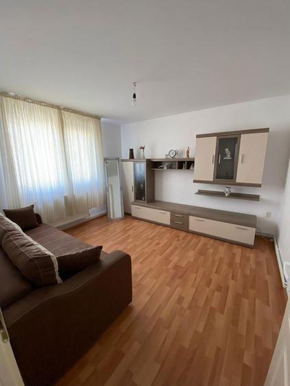 Apartament de vanzare - 1