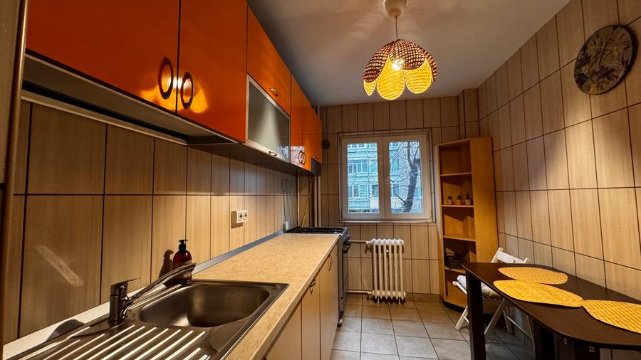 Apartament renovat aproape de parc - 14