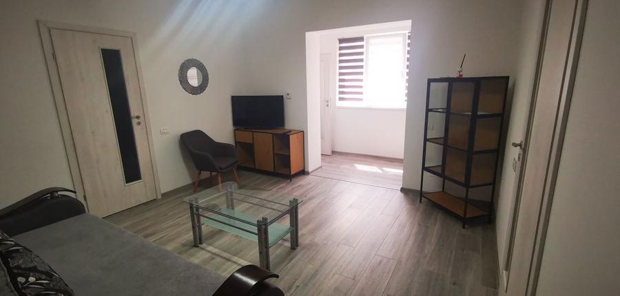 Apt 2 cam Balcescu - 4