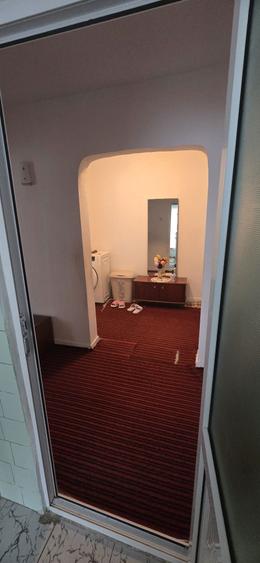 Vand apartament cu 2 camere, decomandat - 5