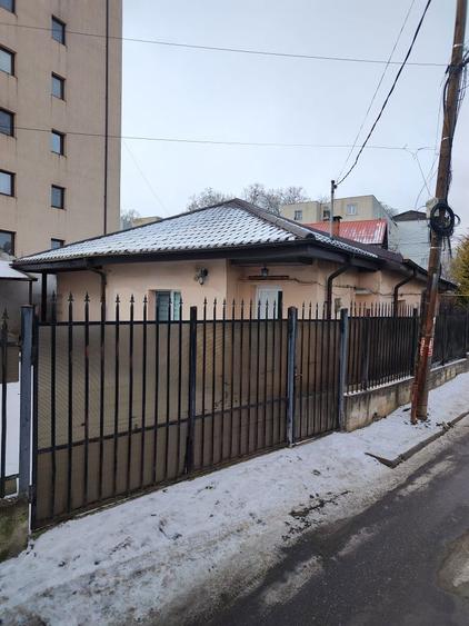 Casa de vanzare in Tatarasi - 1