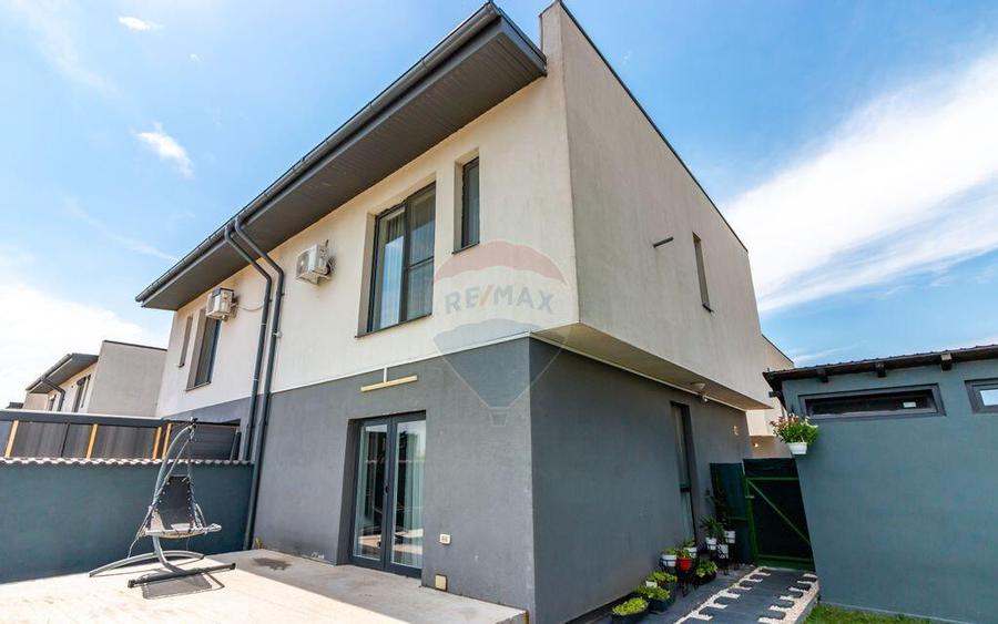 Vanzare vila 4 camere in Tunari | zona linistita - 2